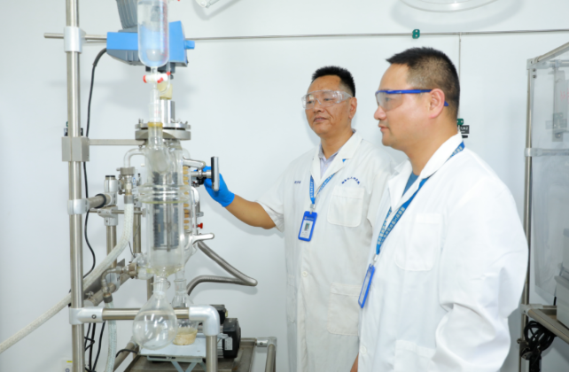 海利集團(tuán),長(zhǎng)沙殺蟲劑,長(zhǎng)沙光氣衍生物,長(zhǎng)沙氨基酸保護(hù)劑,長(zhǎng)沙鋰離子電池材料 海利集團(tuán),長(zhǎng)沙殺蟲劑,長(zhǎng)沙光氣衍生物,長(zhǎng)沙氨基酸保護(hù)劑,長(zhǎng)沙鋰離子電池材料